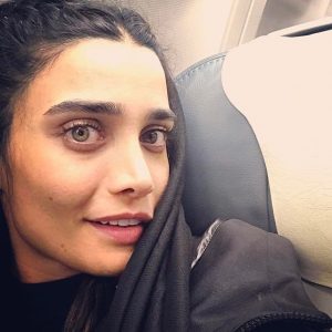 عکس تینا اخوند تبار بدون آرایش