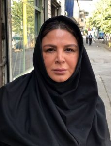 عکس بدون آرایش شهره سلطانی با تیپ اداری