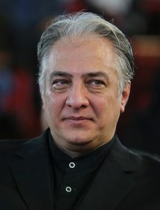 تیپ رسمی و مشکی رنگ ایرج نوذری