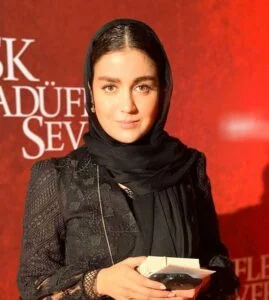 افسانه پاکرو در شانزدهمین فستیوال بین المللی فیلم معتبر آک بانک به عنوان داور