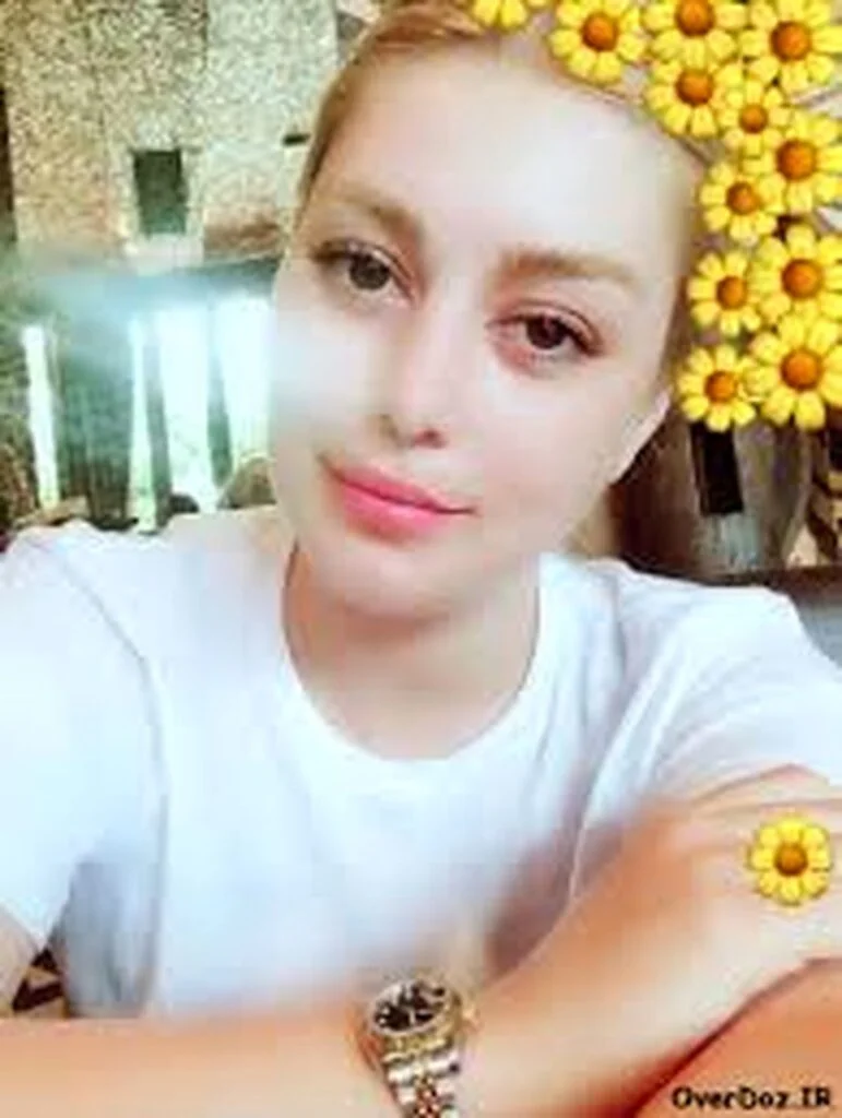 عکس های بدون آرایش سحر قریشی با فیلتر گل و لباس سفید