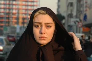 سحر قریشی با چادر مشکی - عکس های بدون آرایش سحر قریشی