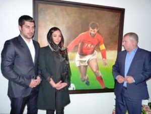 آناهیتا درگاهی در کنار محمد و علی پروین