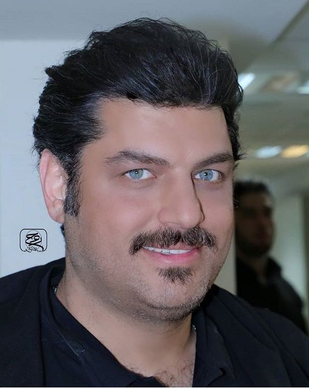 رنگ چشمان سام درخشانی