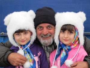 سارا و نیکا فرقانی