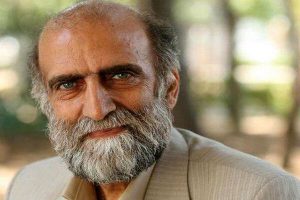 کریم اکبری مبارکه از بازیگران متولد ماه خرداد