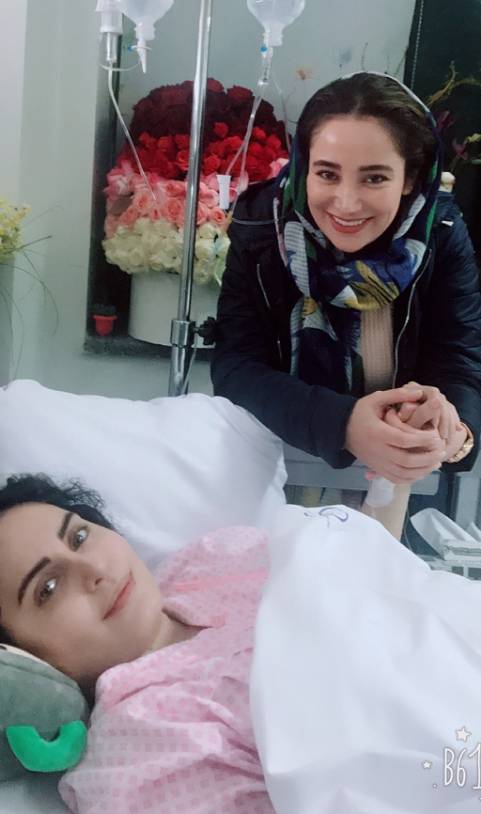 الناز شاکردوست و بهاره افشاری در بیمارستان - فیلم حادثه الناز شاکردوست