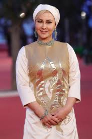 اناهیتا نعمتی بازیگر متولد ماه تیر