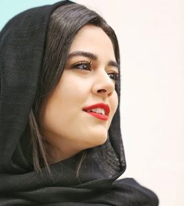 معصومه آقاجانی متولد ماه تیر