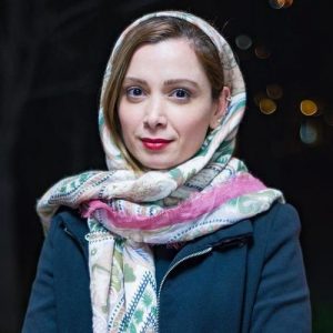 فرناز رهنما از بازیگران متولد ماه مهر