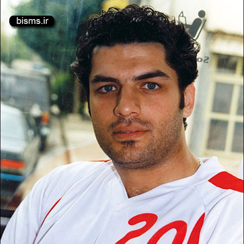 سام درخشانی با لباس ورزشی - رنگ چشمان سام درخشانی