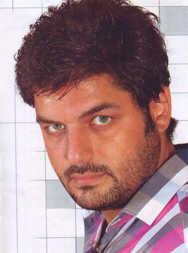 رنگ چشمان سام درخشانی