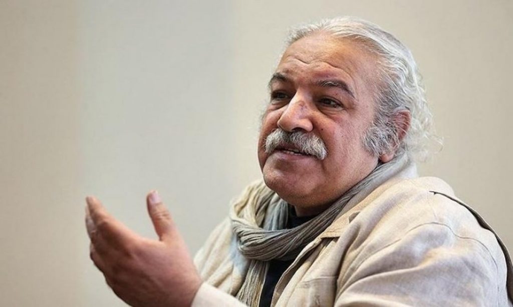 رسول نجفیان با لباس سفید - خوانندگی رسول نجفیان