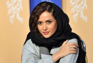پریناز ایزدیار از بازیگران زن متولد دهه 60