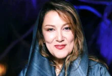 پانته آ بهرام زرتشتی با شال آبی