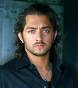 تیپ مشکی بهرام رادان