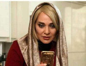 گریم رویا نونهالی در یک فیلم با موهای بلوند