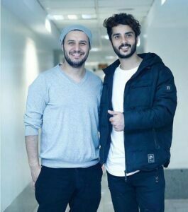 ساعد سهیلی در کنار جواد عزتی