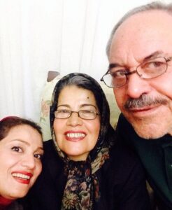 شبنم مقدمی و پدر و مادرش
