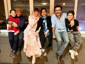 بهنوش طباطبایی در کنار مهراوه شریفی نیا