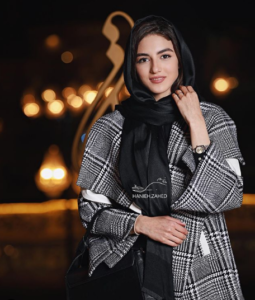 بیوگرافی پردیس پورعابدینی