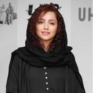 بیوگرافی نازنین بیاتی