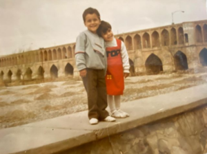 سارا بهرامی و برادرش