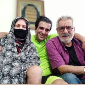 پدر و مادر یوسف تیموری