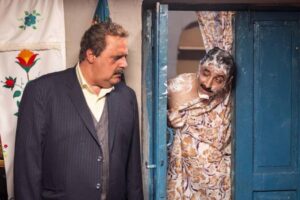 امیرحسین رستمی در دود کش