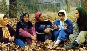 نگار جواهریان در فیلم قدیمی خوابگاه دختران