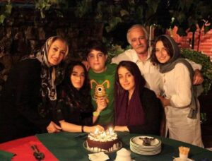 عکسی از خانواده نگار جواهریان