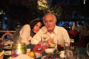 عکسی از نگار جواهریان و پدرش