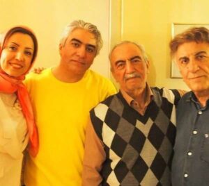 رضا کیانیان در کنار برادران خود