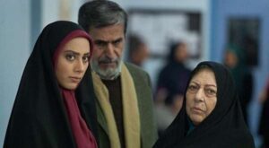مونا فرجاد و ثریا قاسمی در سریال آرام میگیریم