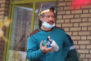 علی صادقی در سریال نون خ