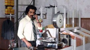 عاشق و همسر فرزانه، ساواکی، قاچاقچی مواد مخدر 