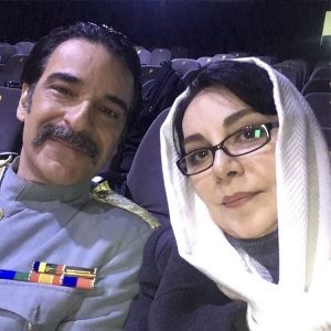 اردلان شجاع کاوه در کنار الیزا اورامی