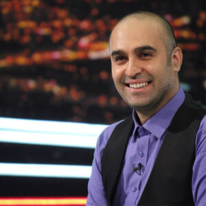 علت تراشیدن موی سر نیما رئیسی