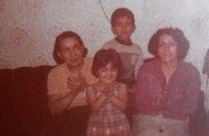 کودکی الهام کردا