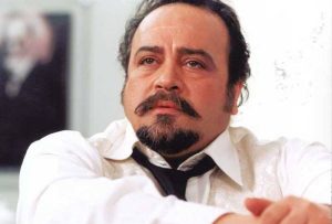 نقش آفرینی شریفی نیا در سالاد فصل