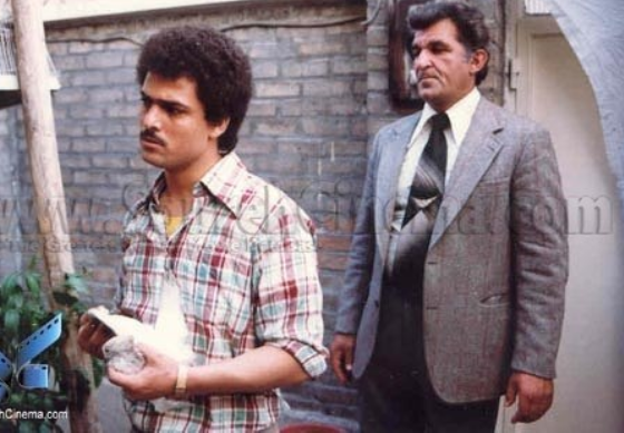 حسین یاری در نمایی از فیلم جای امن