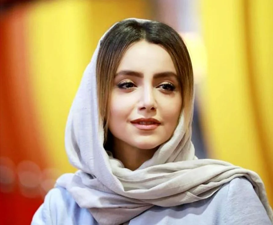 نازنین بیاتی از بازیگران سریال هفت
