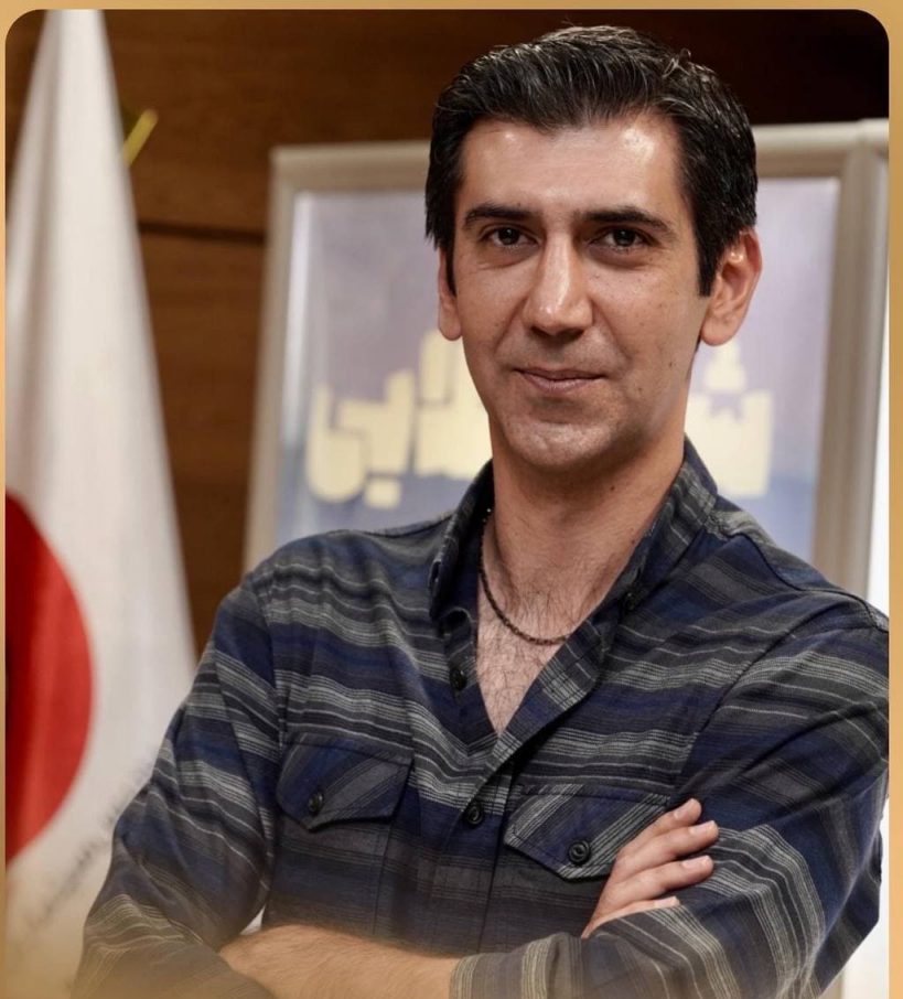 سینا رازانی از بازیگران فیلم شب طلایی