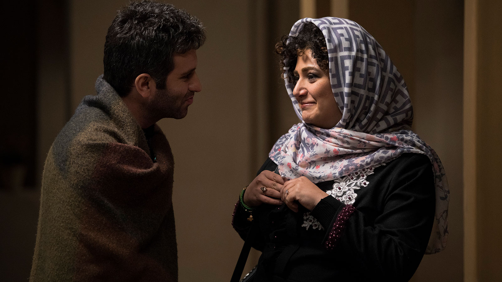 باران کوثری و هوتن شکیبا در فیلم عامه پسند