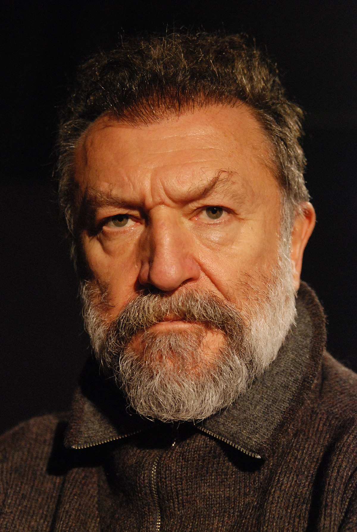 تامر لونت در نقش رفعت کوراوغلو