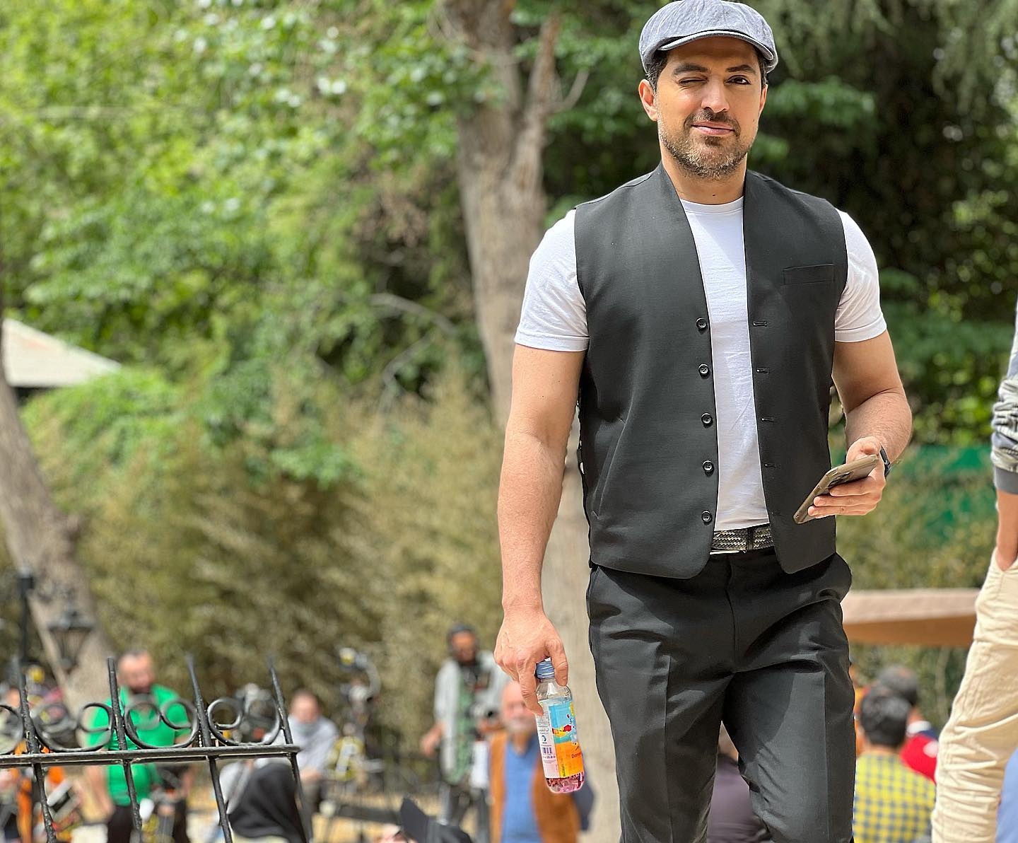 آیا مهاجرت اشکان خطیبی و همسرش از ایران صحت دارد ؟