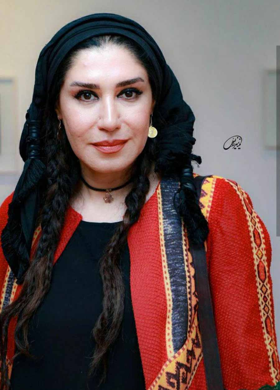 نسیم ادبی با این تیپ و شمایل جنجال به پا کرد