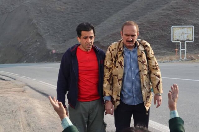 معرفی سریال نون خ 4