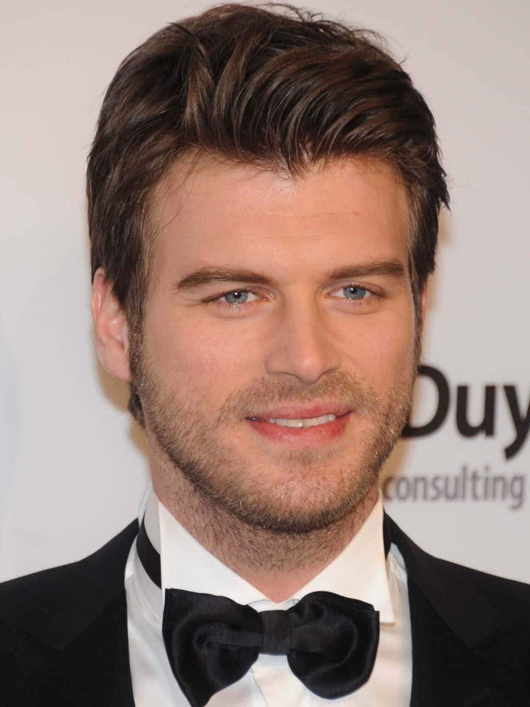 بیوگرافی کیوانچ تاتلیتوغ