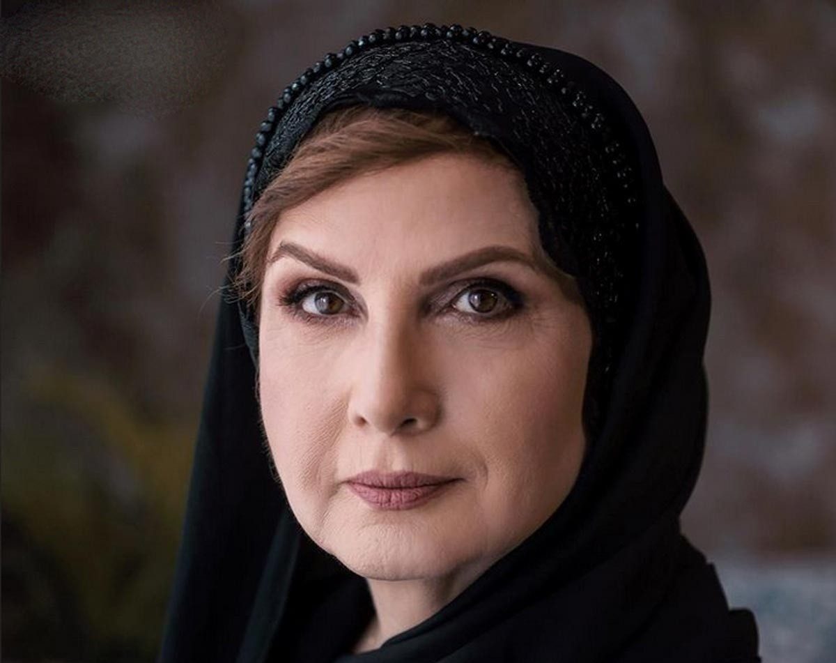 زهرا سعیدی مدل شد